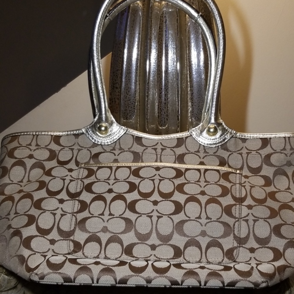 Coach handbag - Picture 2 of 7